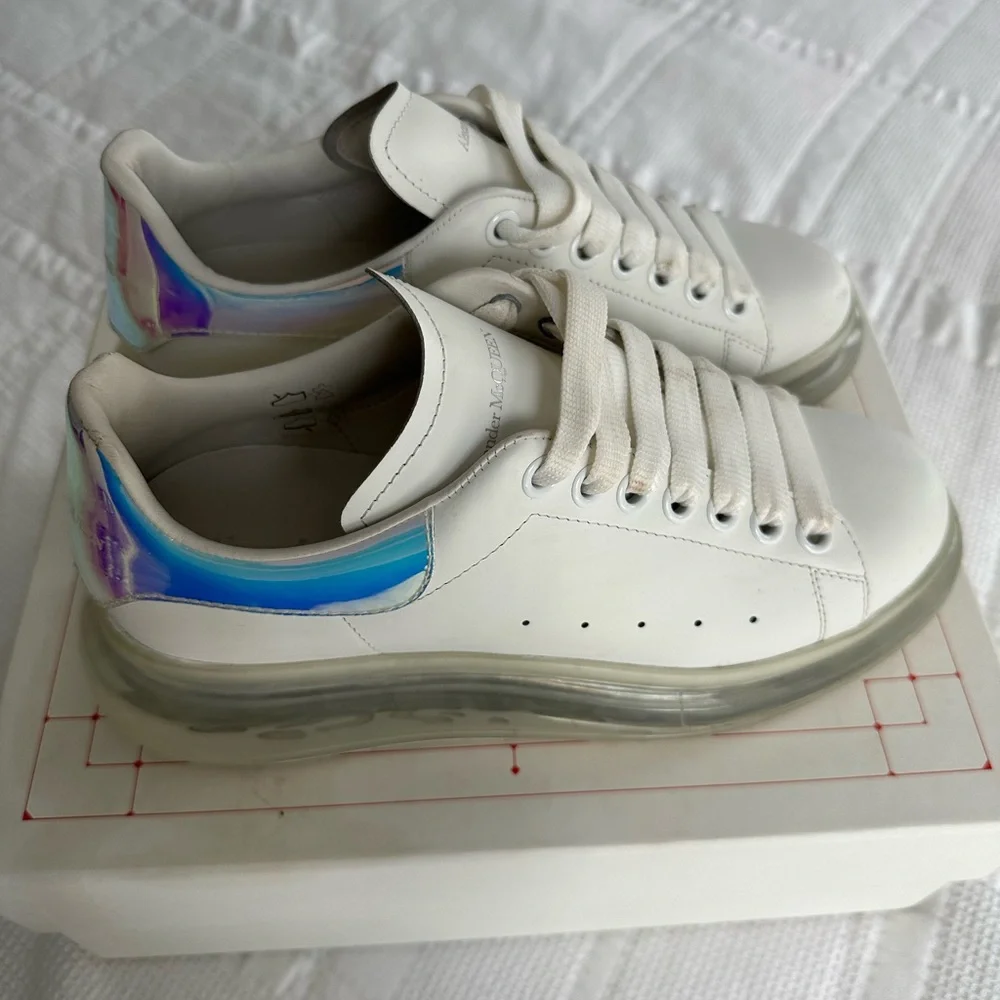 Women’s ALEXANDER MCQUEEN SZ 38 (8) - Picture 6 of 10